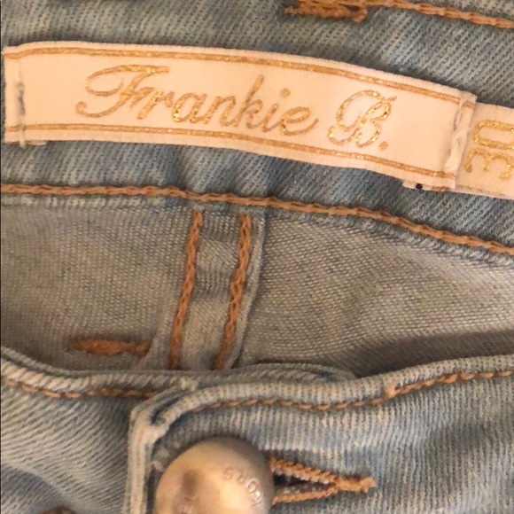 FRANKIE B - Picture 3 of 4